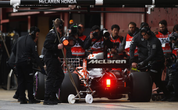 McLaren not denying Mercedes engine rumours