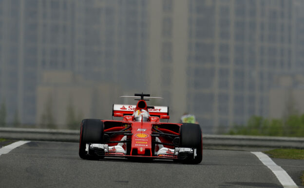 Sebastian Vettel Ferrari SF70H GP CHINA F1/2017