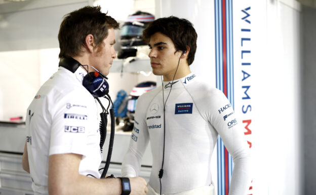 Bahrain International Circuit, Sakhir, Bahrain. Saturday 15 April 2017. Rob Smedley, Head of Vehicle Performance, Williams Martini Racing, talks with Lance Stroll, Williams Martini Racing.