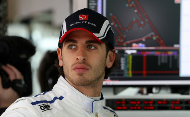 Antonio Giovinazzi (ITA), Sauber F1 Team. Shanghai International Circuit.