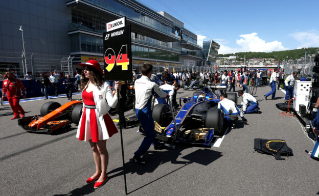 Pitgirl - Pascal Wehrlein Sauber Russian GP F1/2017