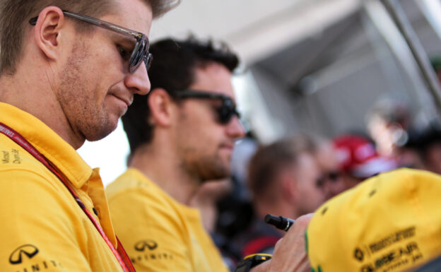 Nico Hulkenberg (GER) Renault Sport F1 Team and team mate Jolyon Palmer (GBR) Renault Sport F1 Team sign autographs for the fans. Canadian Grand Prix, Thursday 8th June 2017. Montreal, Canada.