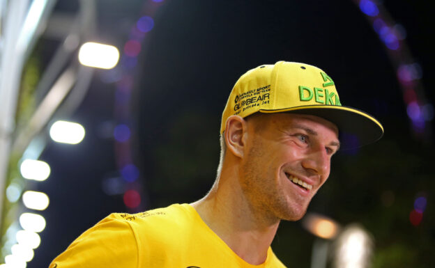 Nico Hulkenberg (GER) Renault Sport F1 Team. Singapore Grand Prix, Thursday 14th September 2017. Marina Bay Street Circuit, Singapore.