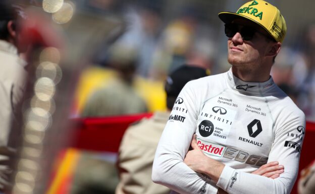 Nico Hulkenberg (GER) Renault Sport F1 Team on the grid. United States Grand Prix, Sunday 22nd October 2017. Circuit of the Americas, Austin, Texas, USA.