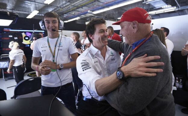 Wolff 'in regular contact' with Lauda