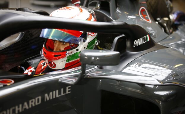 Antonio Giovinazzi with halo Haas Yas Marina Circuit, Abu Dhabi, United Arab Emirates 2017.