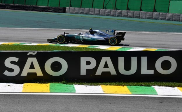 How to Ace a Lap of Interlagos!