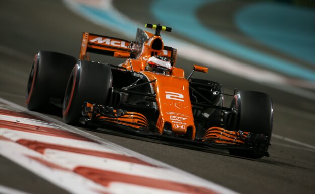 Yas Marina Circuit, Abu Dhabi, United Arab Emirates. Sunday 26 November 2017. Stoffel Vandoorne, McLaren MCL32 Honda.