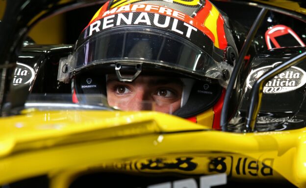 Carlos Sainz Jr (ESP) Renault Sport F1 Team RS18. Formula One Testing, Day 2, Tuesday 27th February 2018. Barcelona, Spain.