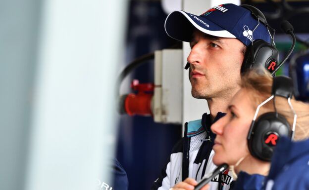 Kubica not waiting long for Williams decision