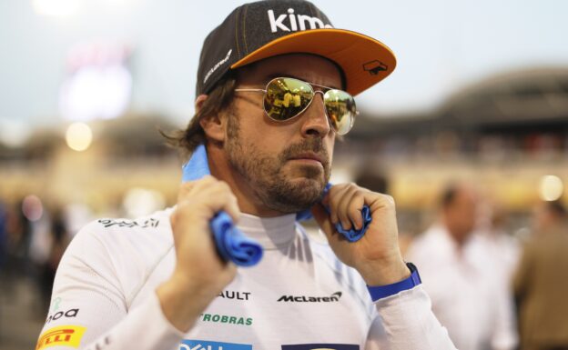 Alonso & McLaren deny reports of split