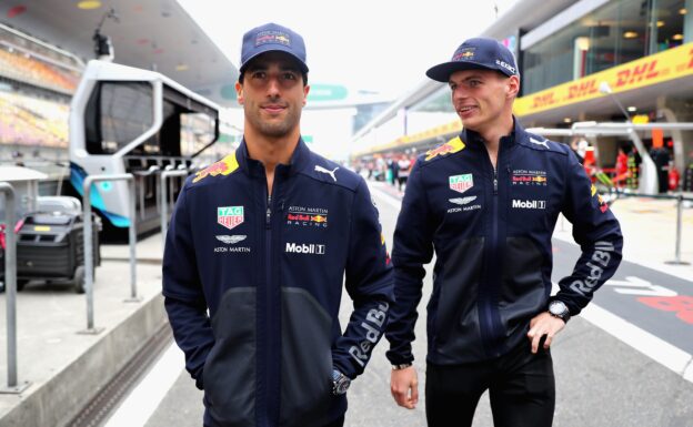 Verstappen tips Ricciardo to stay