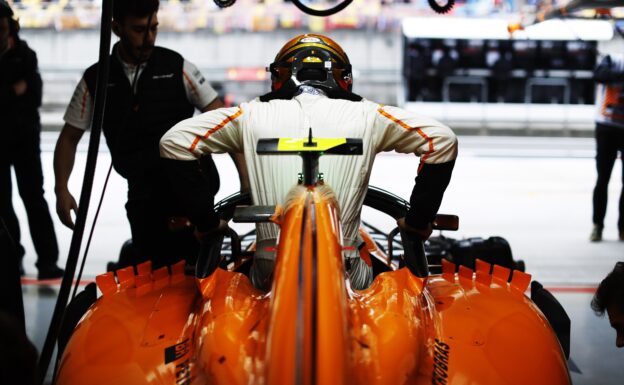 Stoffel Vandoorne McLaren Chinese GP F1/2018