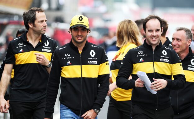 Carlos Sainz Jr Renault Sport F1 Team walks the circuit with the team. Spanish Grand Prix 2018.