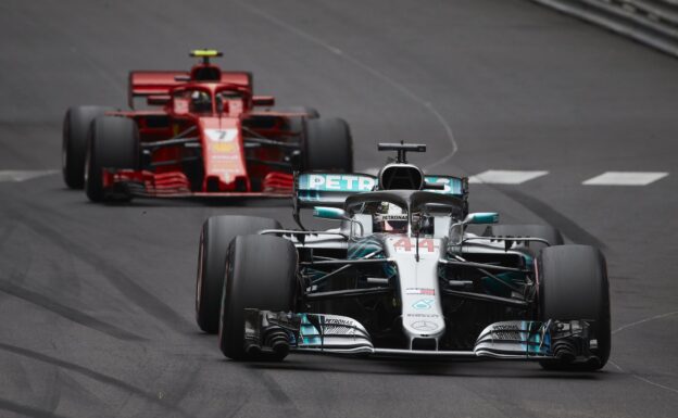 Coulthard: Hamilton vs Vettel 'best ever fight'