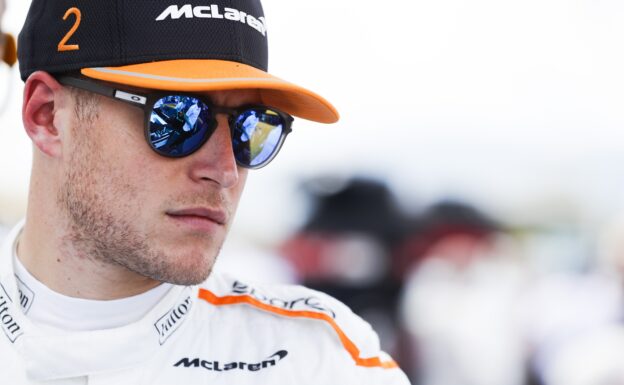 Manager: Vandoorne keeps 2018 seat