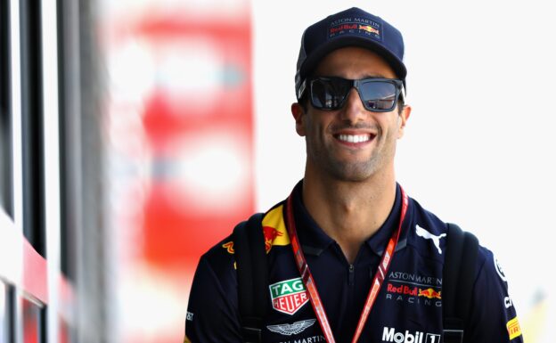 Ricciardo putting pen to paper 'soon'