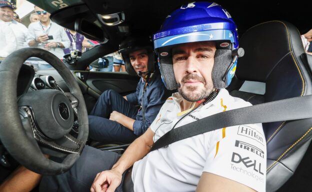 Sainz snr: Alonso 'keen' to do Dakar Rally