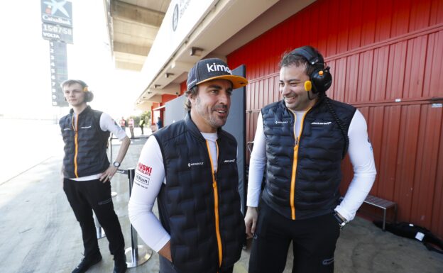 McLaren drivers back driving role for Alonso