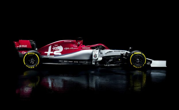 Hakkinen applauds Alfa Romeo for 2019 car