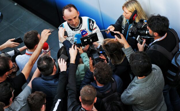 Kubica: Impossible to say if Williams can fix car