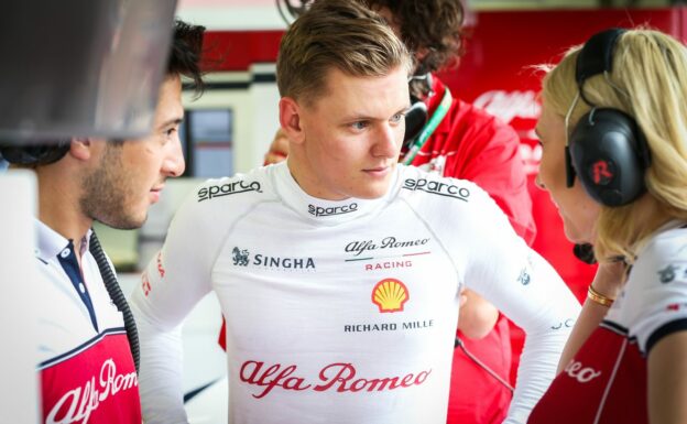 Verstappen predicts big Mick Schumacher 'hype'