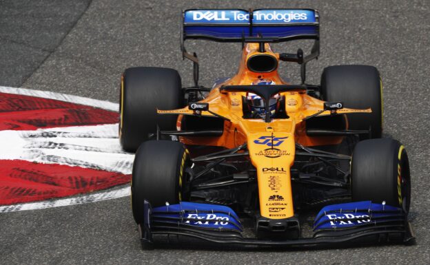 Carlos Sainz Jr., McLaren MCL34 Chinese GP F1/2019