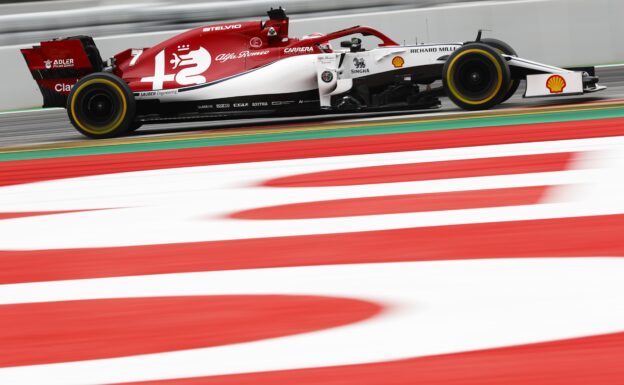 Raikkonen admits Alfa Romeo 'lack speed'