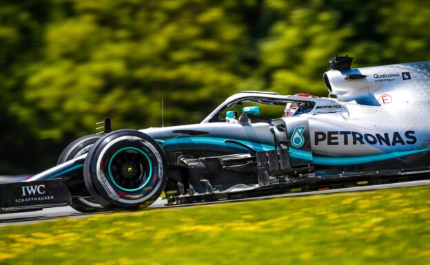 Mercedes admits 'fundamental' cooling flaw