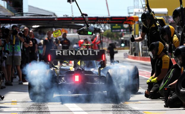 Marko: Not enough support for tyre change