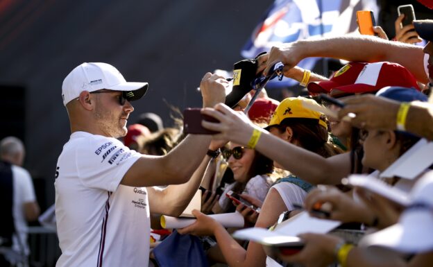 Villeneuve tells Mercedes to keep Bottas