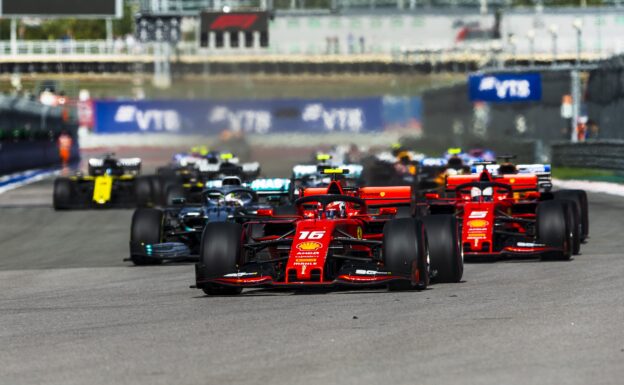 Start of the 2019 Russian F1 GP