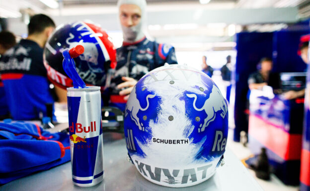 Kvyat slams 'ridiculous' helmet colour rule