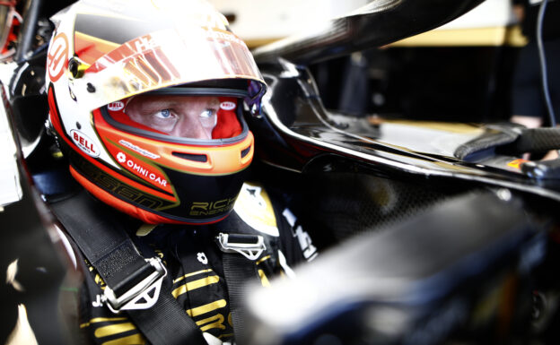 Magnussen eyes move to bigger team for 2021