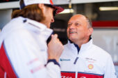 Vasseur: F1 must stick together or teams will fold