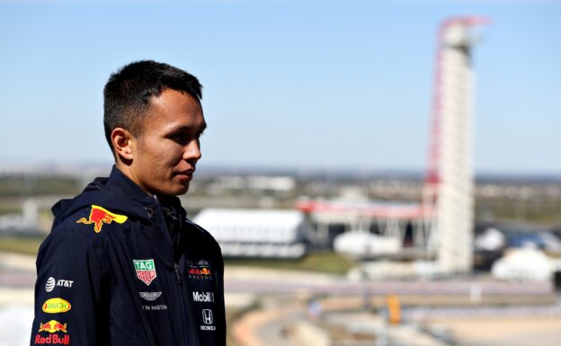 Albon welcomes Hamilton's support for 2020 seat