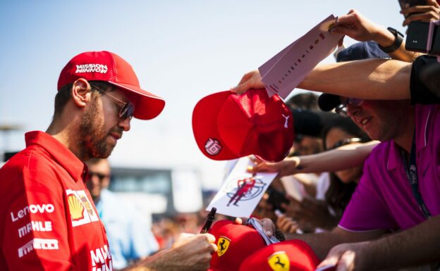 Ferrari offers Vettel new two-year contract