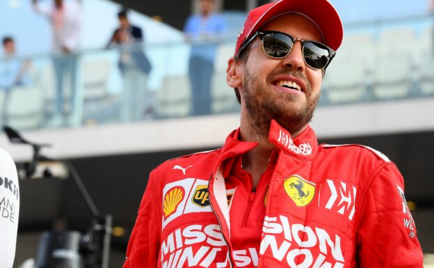 Vettel jokes about Ferrari exit rumours