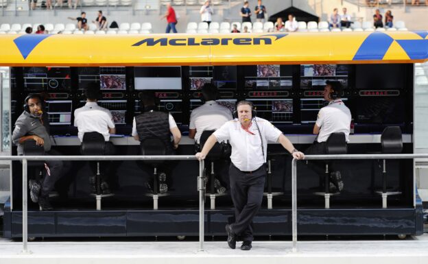 Report: McLaren could sell 30% team stake