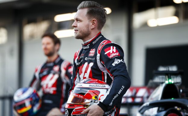 Magnussen admits Red Bull seat 'not likely'