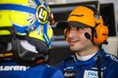 Sainz reveals McLaren contract talks