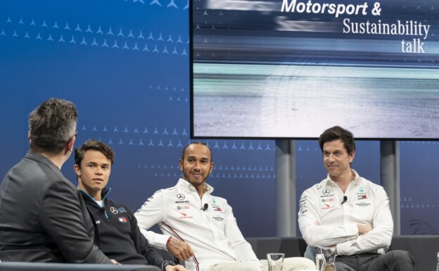 Wolff says talks with Mercedes 'on right track'