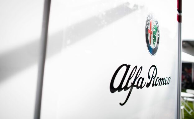 Alfa Romeo also furloughs F1 team staff