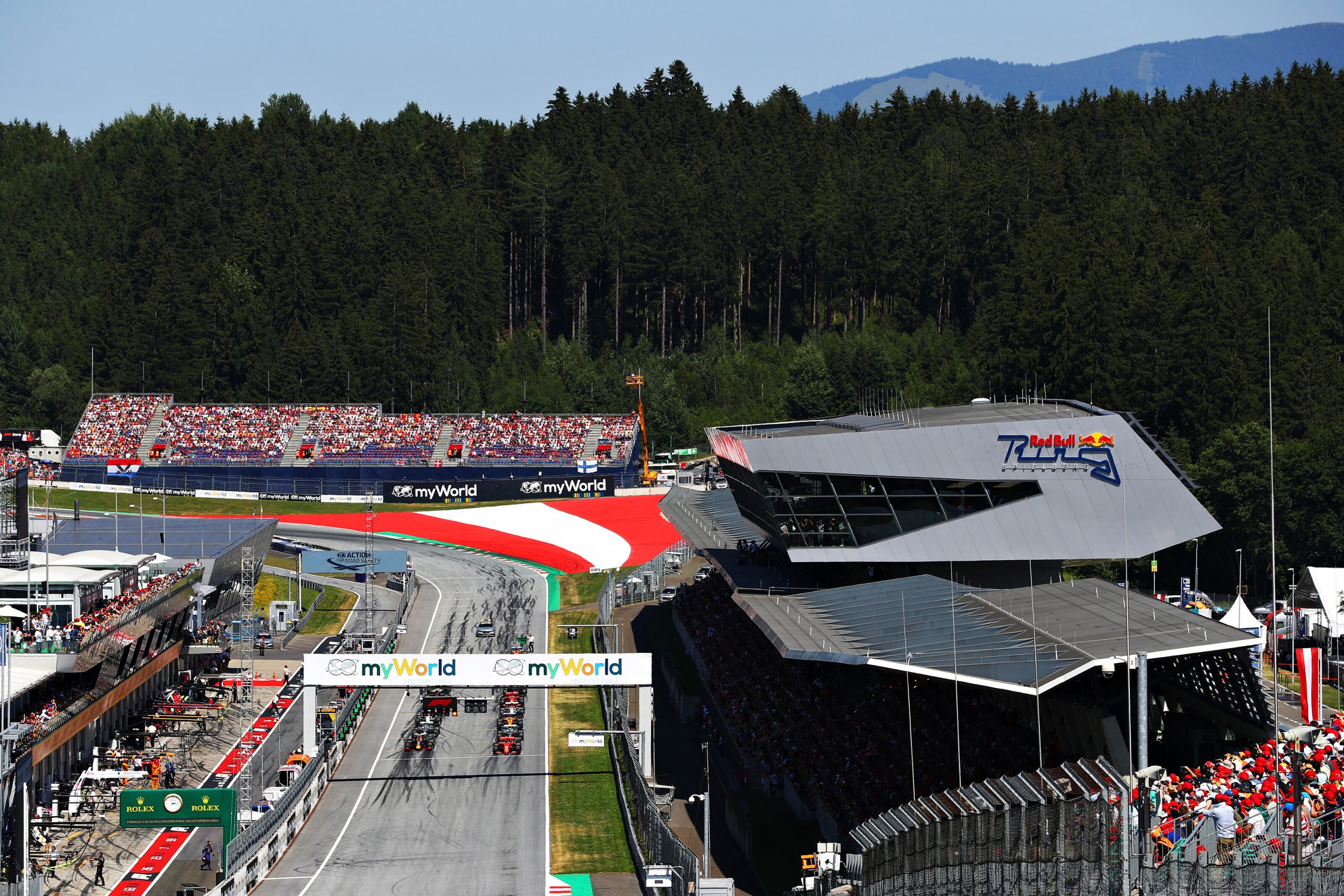 F1 fans set to flock to Austrian 'ghost races'