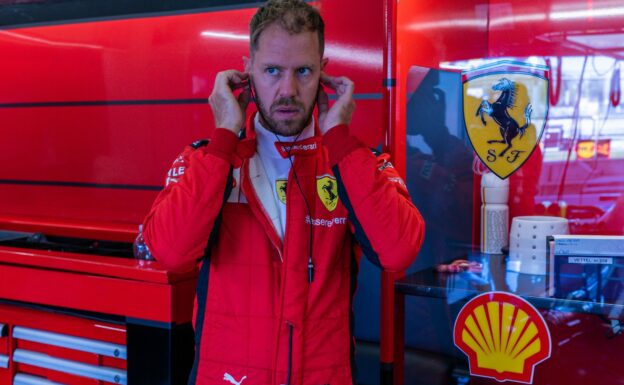 Vettel admits Ecclestone contract advice