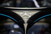 Mercedes to re-commit to F1 for one year only?