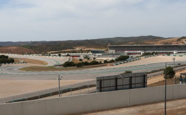 Onboard lap of Portimao circuit with Williams Esports