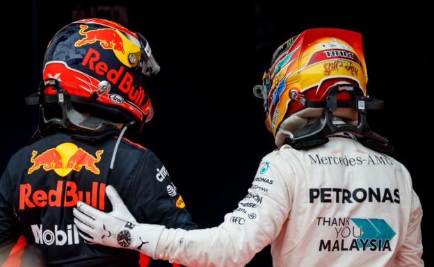 Sainz: 'Very few' drivers could beat Hamilton