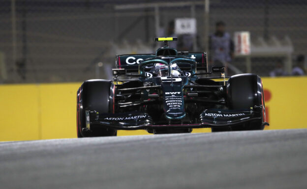 Vettel struggling with new Aston Martin during first race