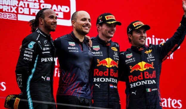 Red Bull driver lineup for next year firmer than Mercedes'